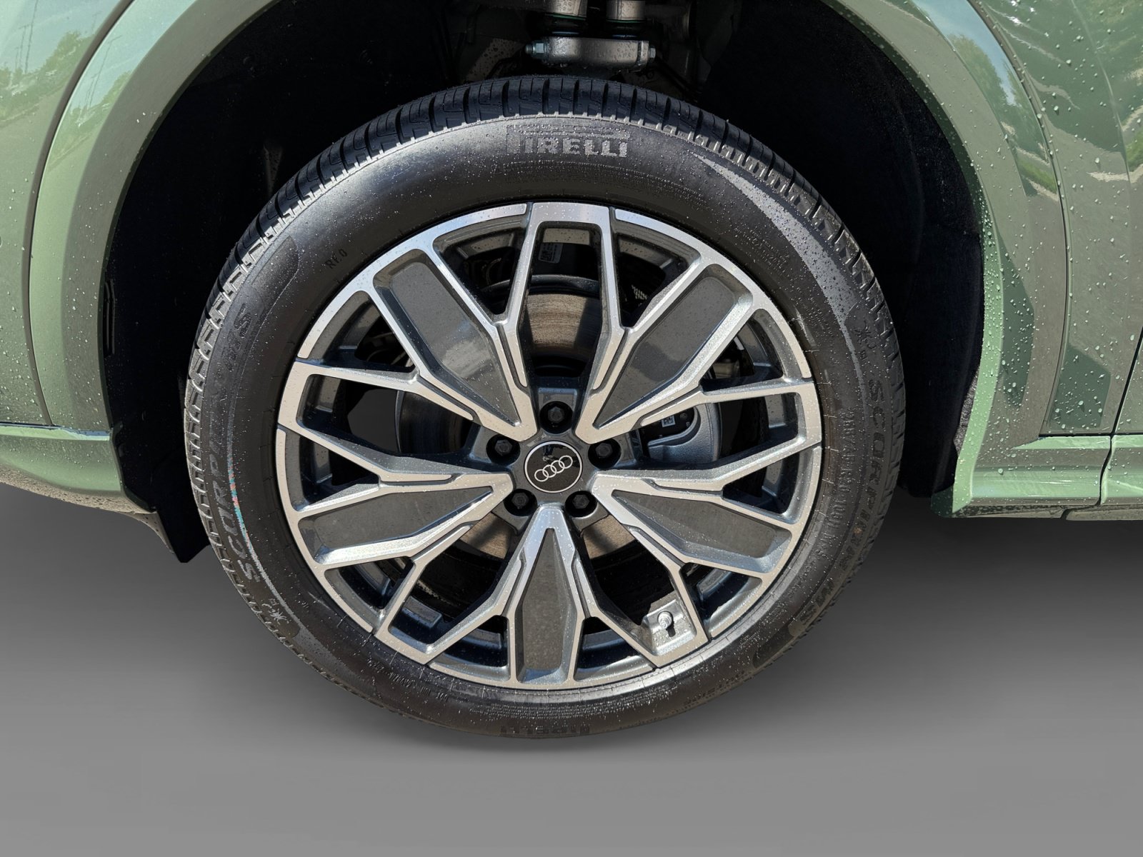 New 2026 Audi Q5 Premium Plus AWD/4WD image 9