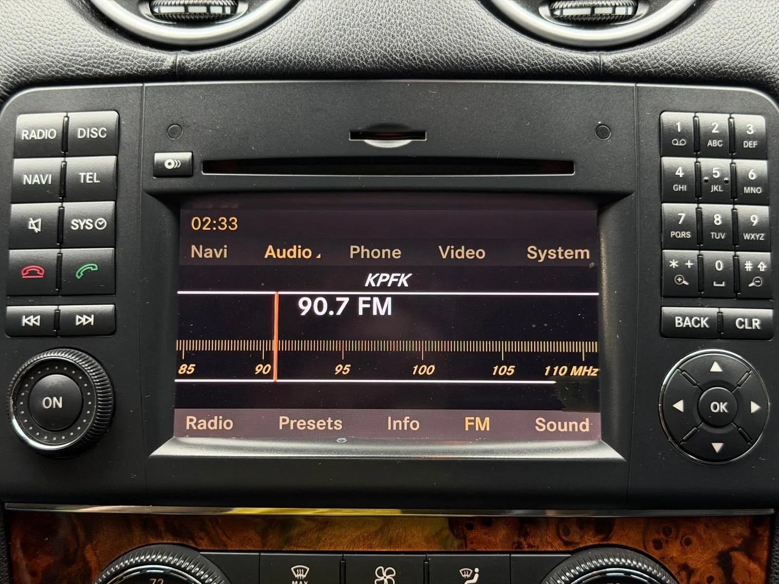 Used 2012 Mercedes-Benz GL 450 4MATIC w/ Premium 1 Pkg image 44