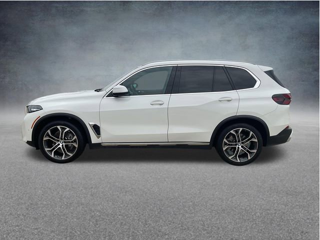 Used 2024 BMW X5 sDrive40i w/ Parking Assistance Package RWD image 11
