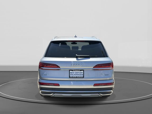 Used 2021 Audi Q7 2.0T Premium AWD/4WD image 4