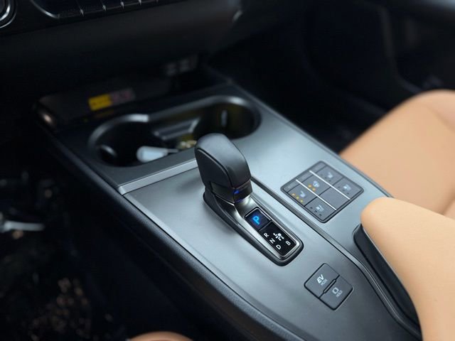 Used 2025 Lexus UX 300h AWD w/ Accessory Package (Z1) image 8