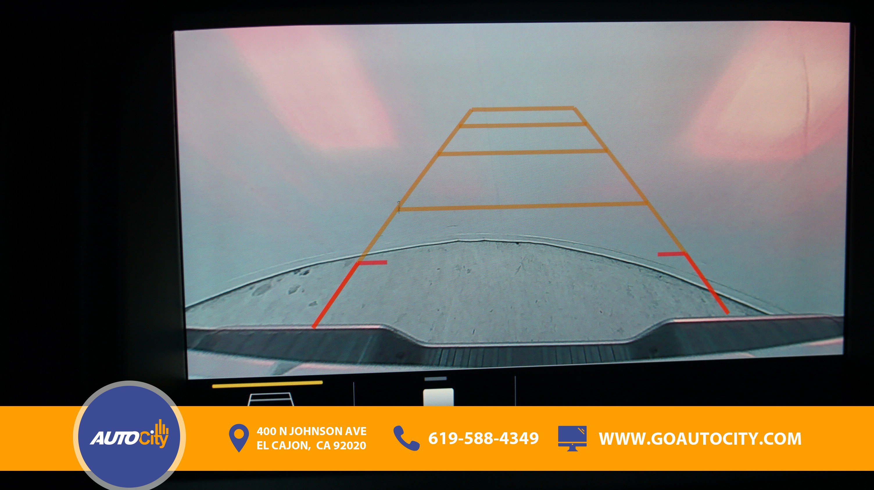 Used 2020 GMC Canyon SLE w/ Elevation Edition image 11