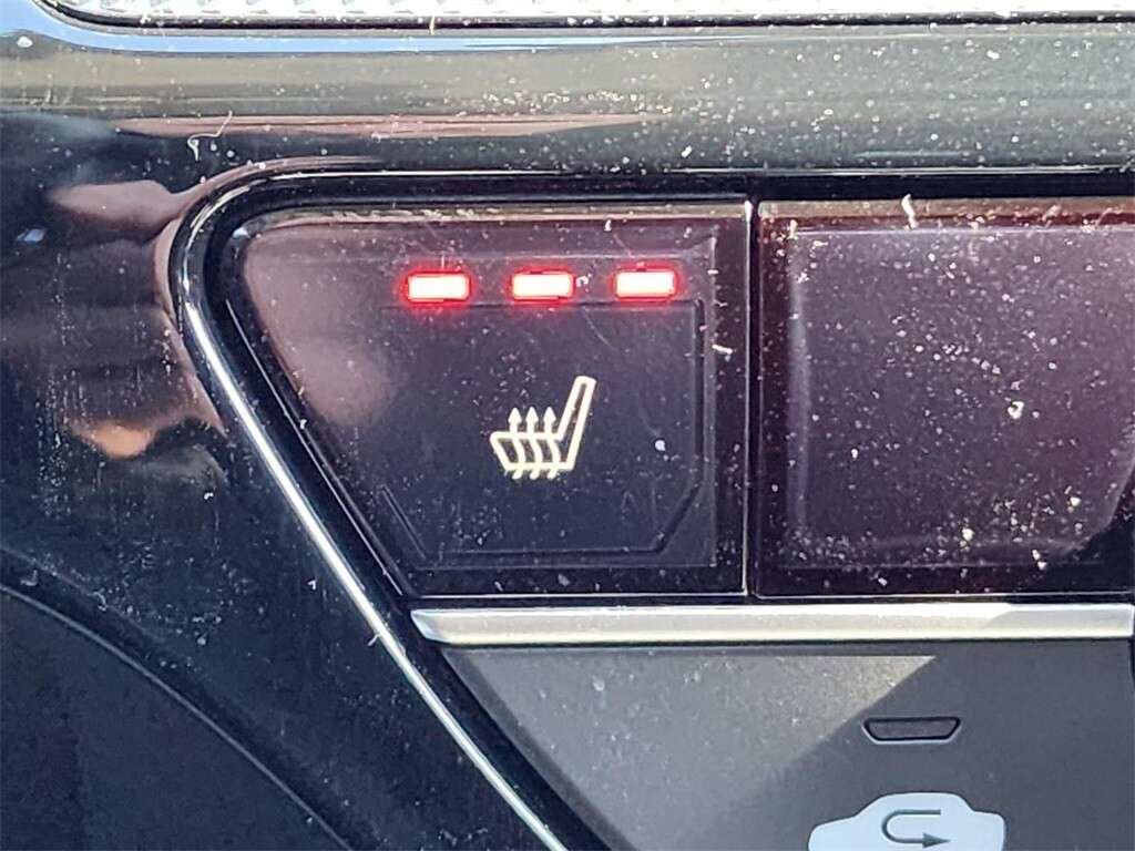 Used 2023 Honda CR-V EX-L image 6