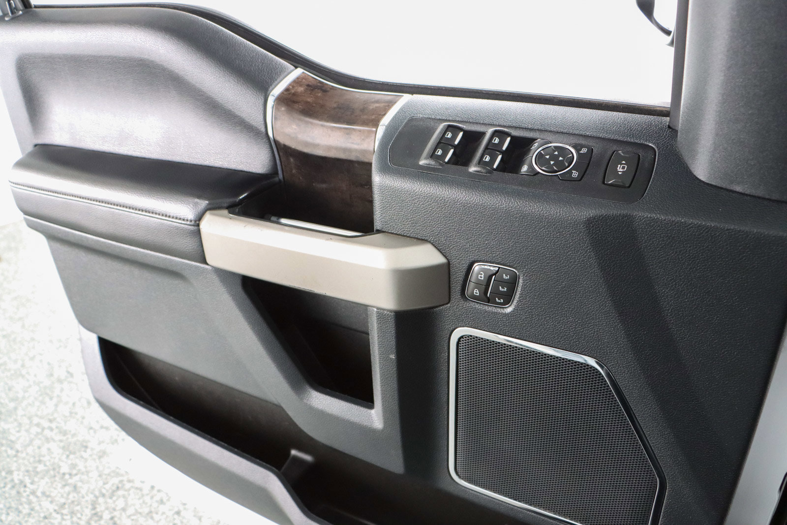 Used 2022 Ford F250 Lariat image 23