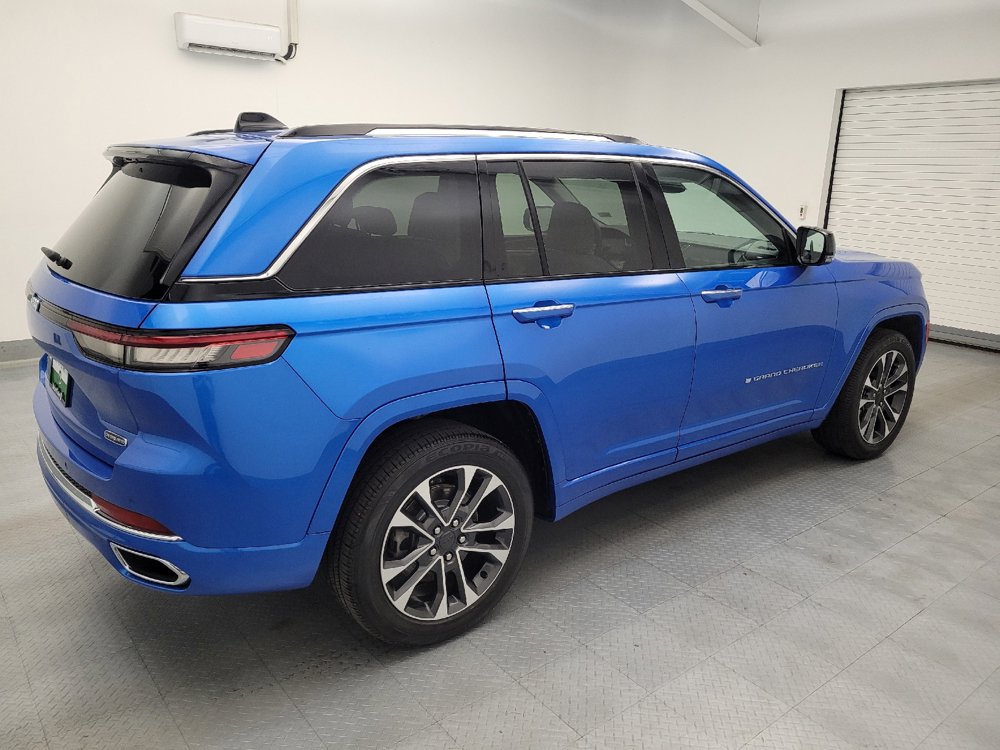 Used 2022 Jeep Grand Cherokee Overland AWD/4WD image 10