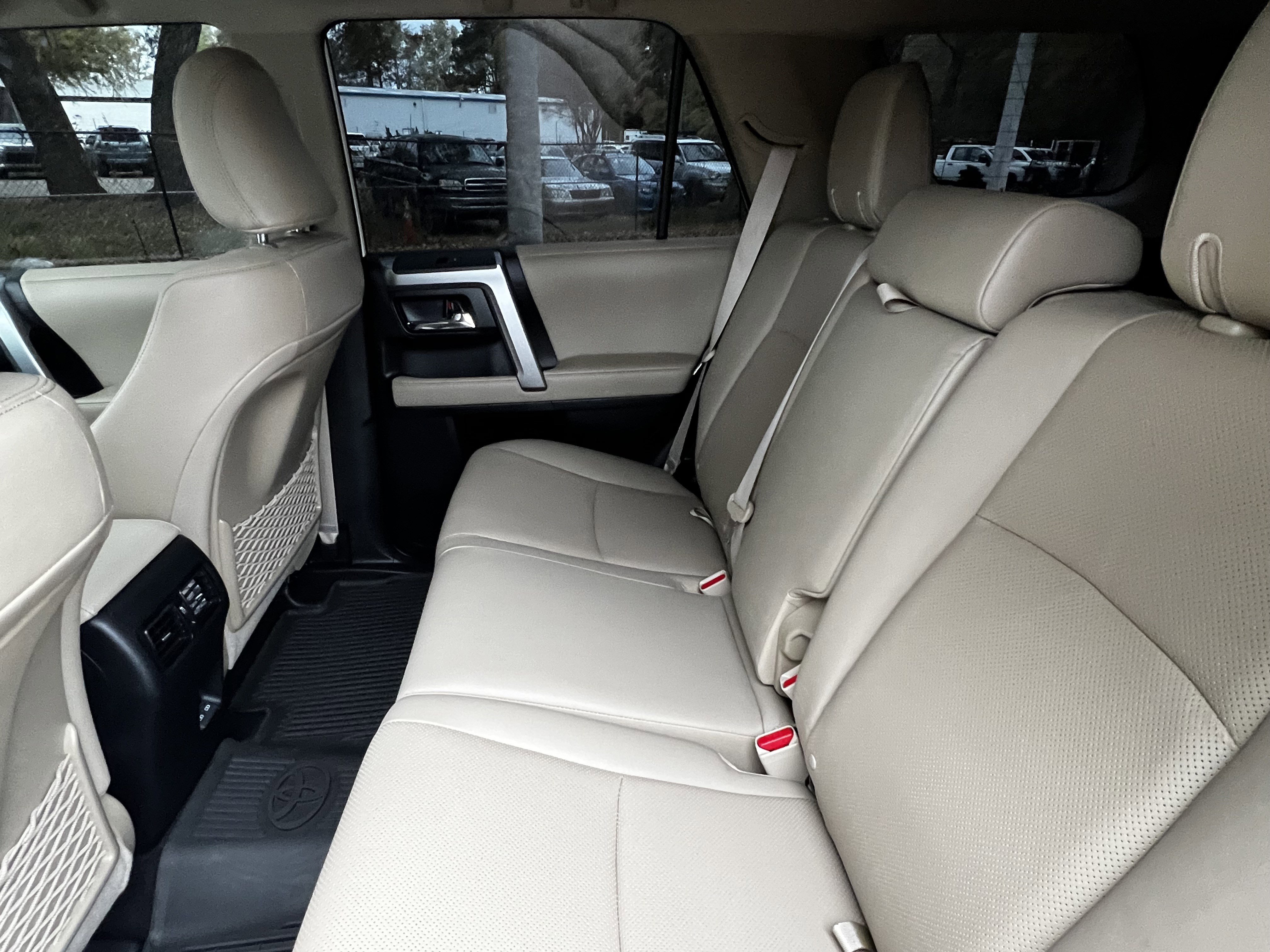 Used 2023 Toyota 4Runner Limited image 33