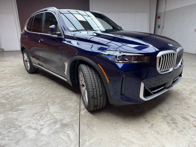 Used 2026 BMW X5 xDrive50e w/ Executive Package AWD/4WD image 7