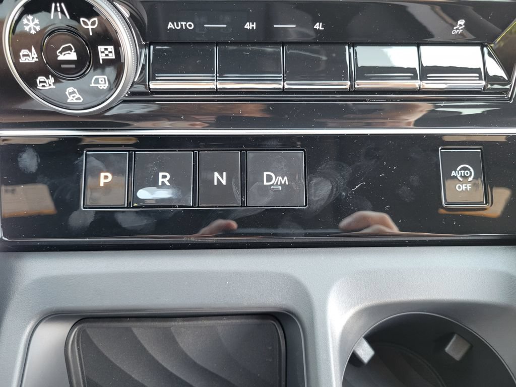 New 2026 Nissan Armada SL w/ Captain's Chari Seat Package AWD/4WD image 27
