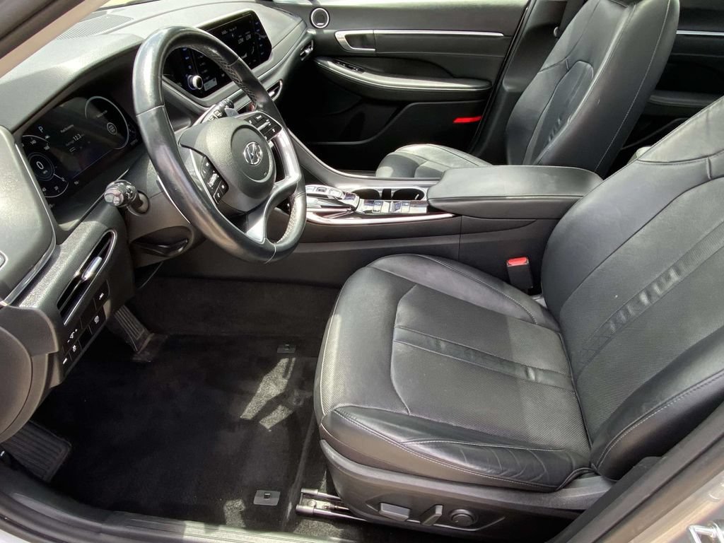 Used 2021 Hyundai Sonata Limited FWD image 17