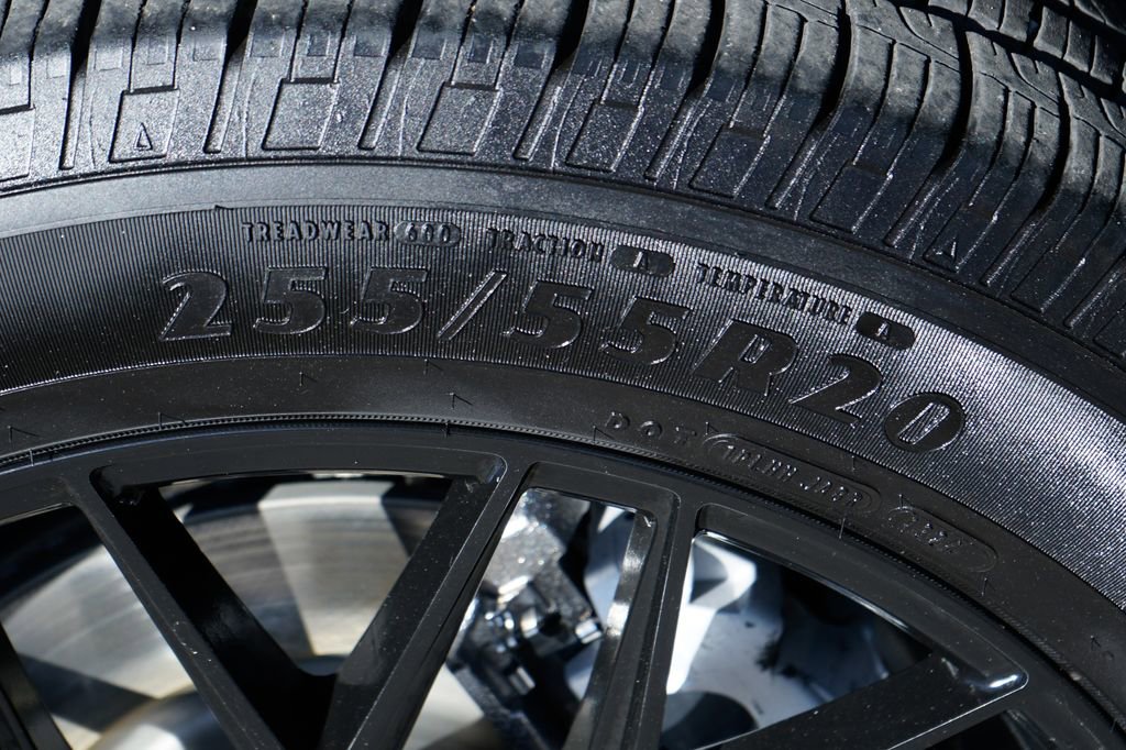 Used 2020 Ford Explorer Limited image 47