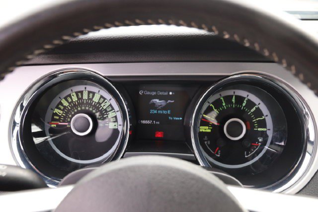 Used 2013 Ford Mustang GT Premium RWD image 18