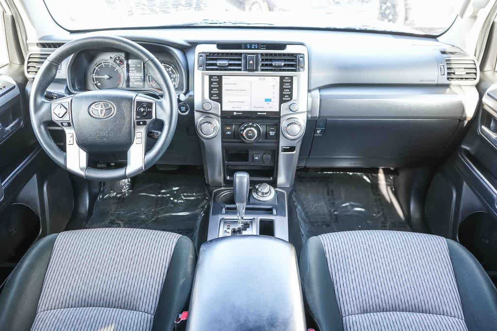 Used 2022 Toyota 4Runner SR5 AWD/4WD image 12