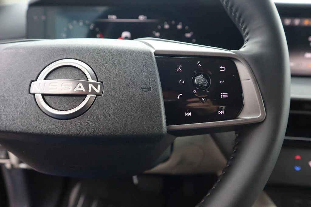 Used 2025 Nissan Murano SV image 20