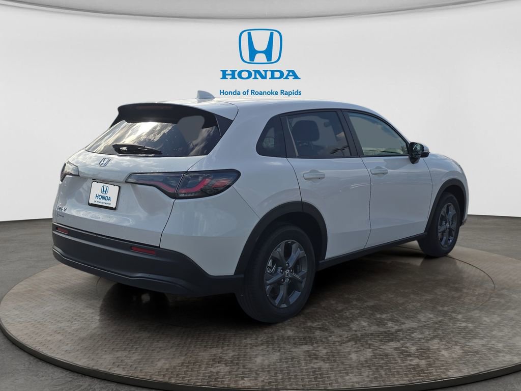 New 2026 Honda HR-V LX image 5