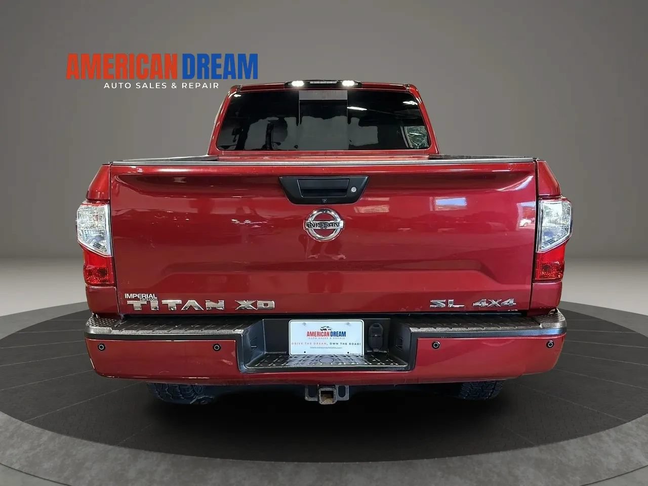Used 2016 Nissan Titan SL AWD/4WD image 4