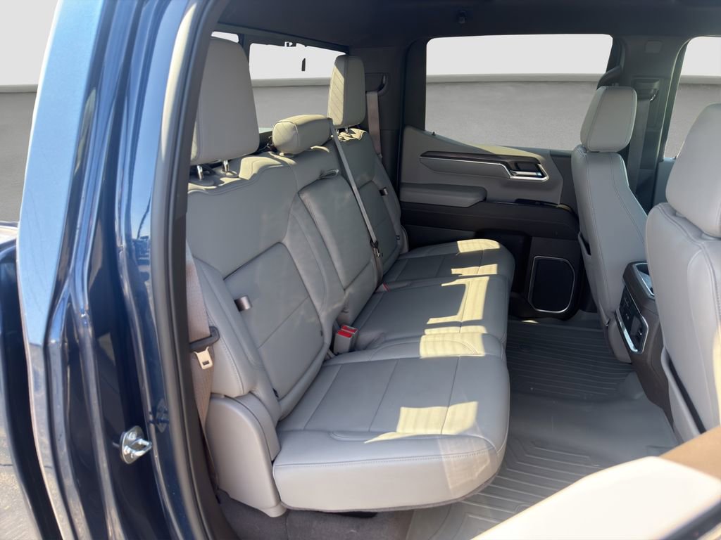 Used 2022 GMC Sierra 1500 SLT w/ SLT Convenience Package image 19