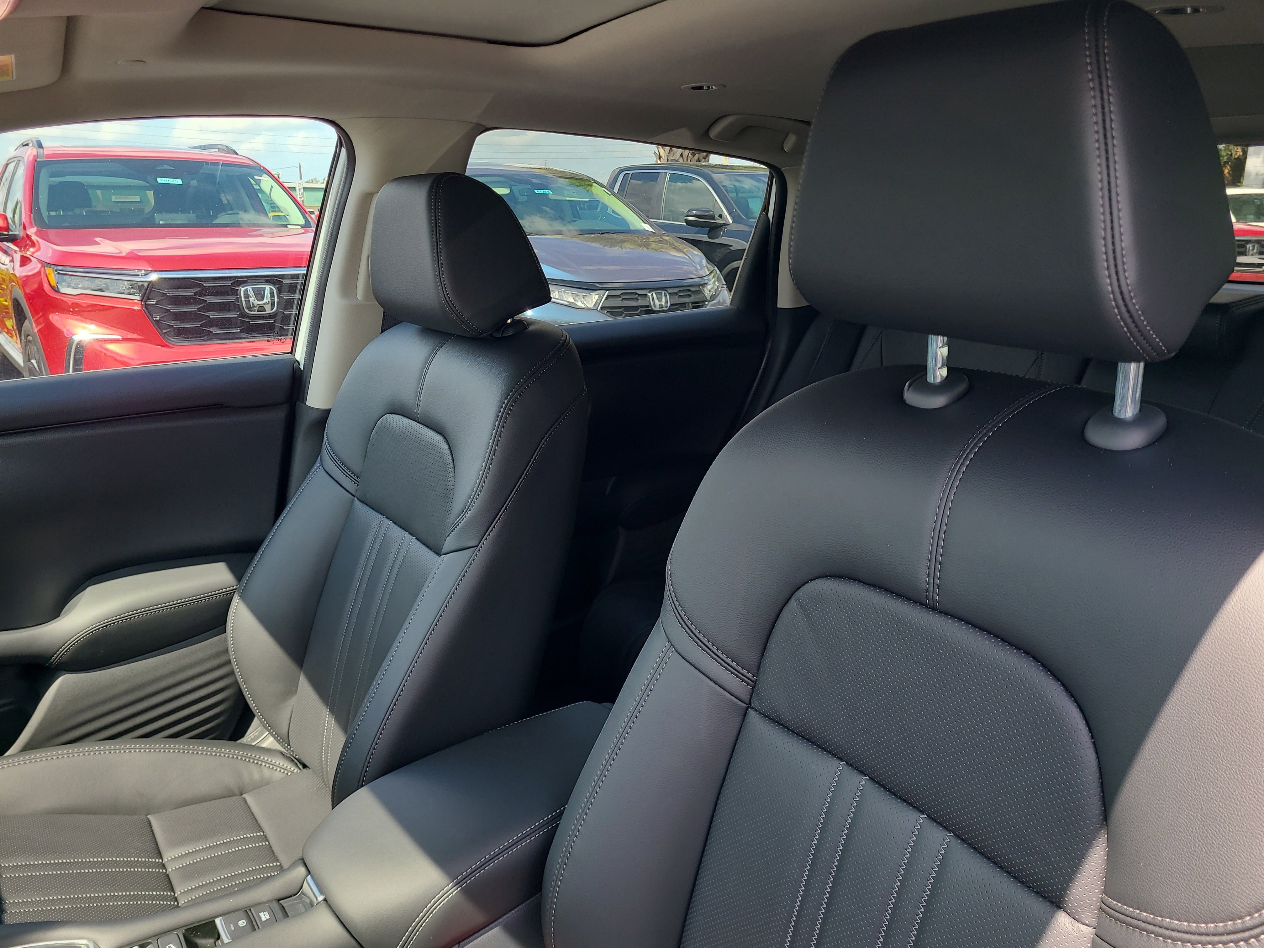 New 2026 Honda HR-V EX-L image 23