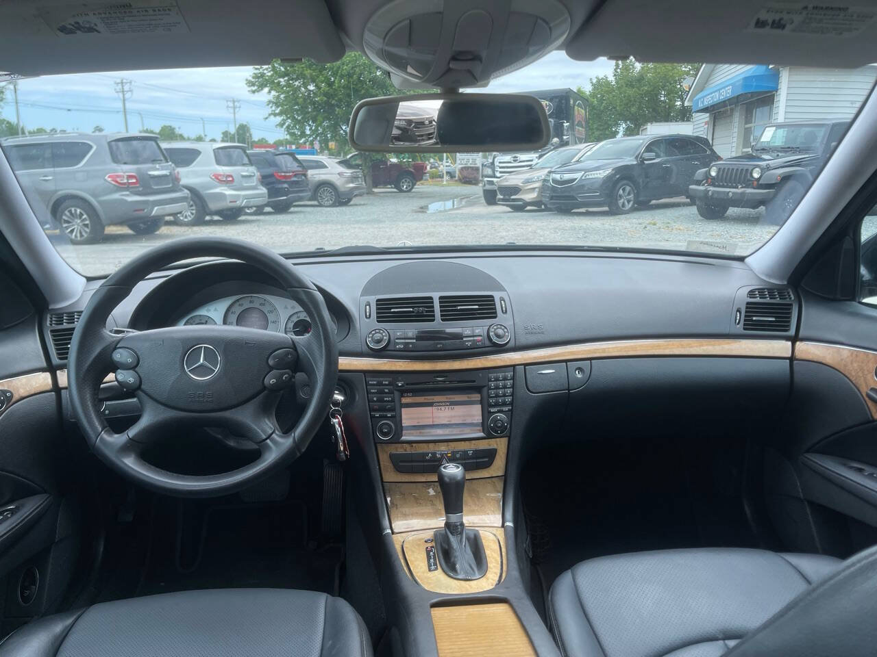 Used 2009 Mercedes-Benz E 350 Sedan image 20