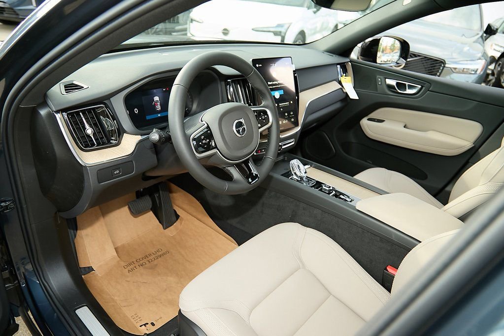 New 2026 Volvo XC60 B5 Plus w/ Protection Package Premier image 13