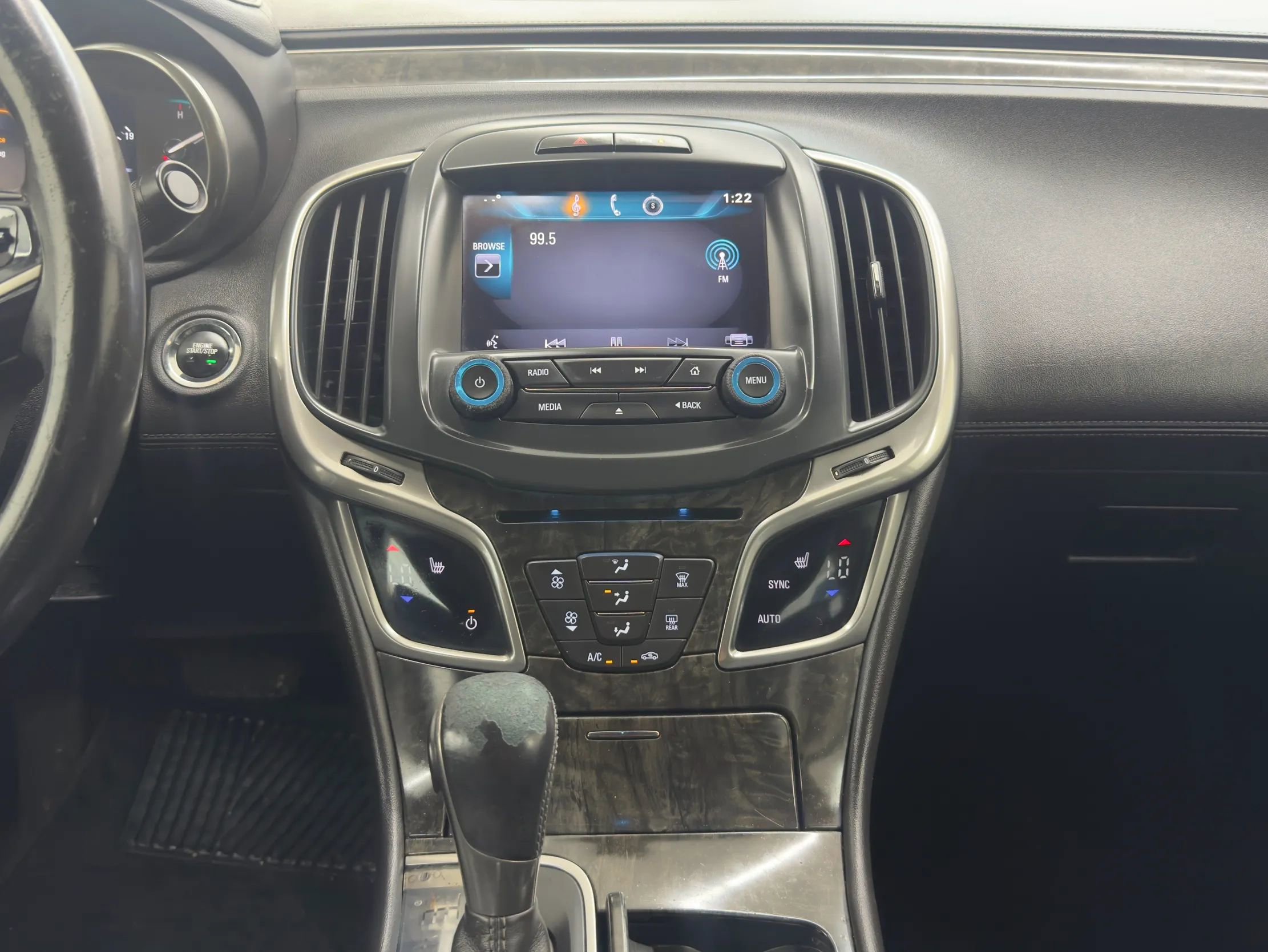 Used 2015 Buick LaCrosse Leather image 17