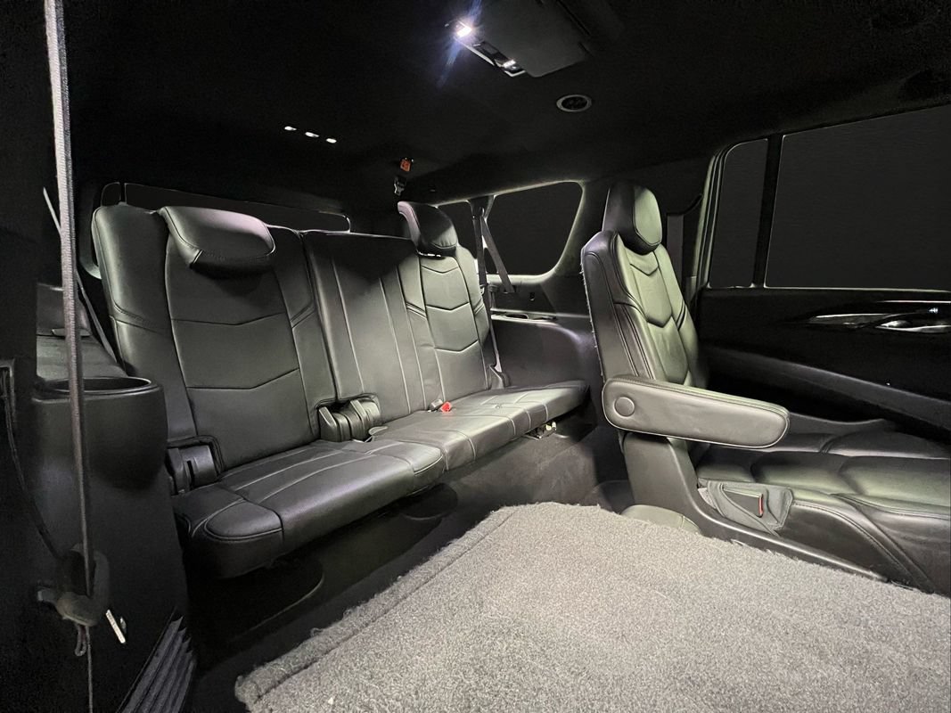 Used 2015 Cadillac Escalade ESV Platinum AWD/4WD image 20