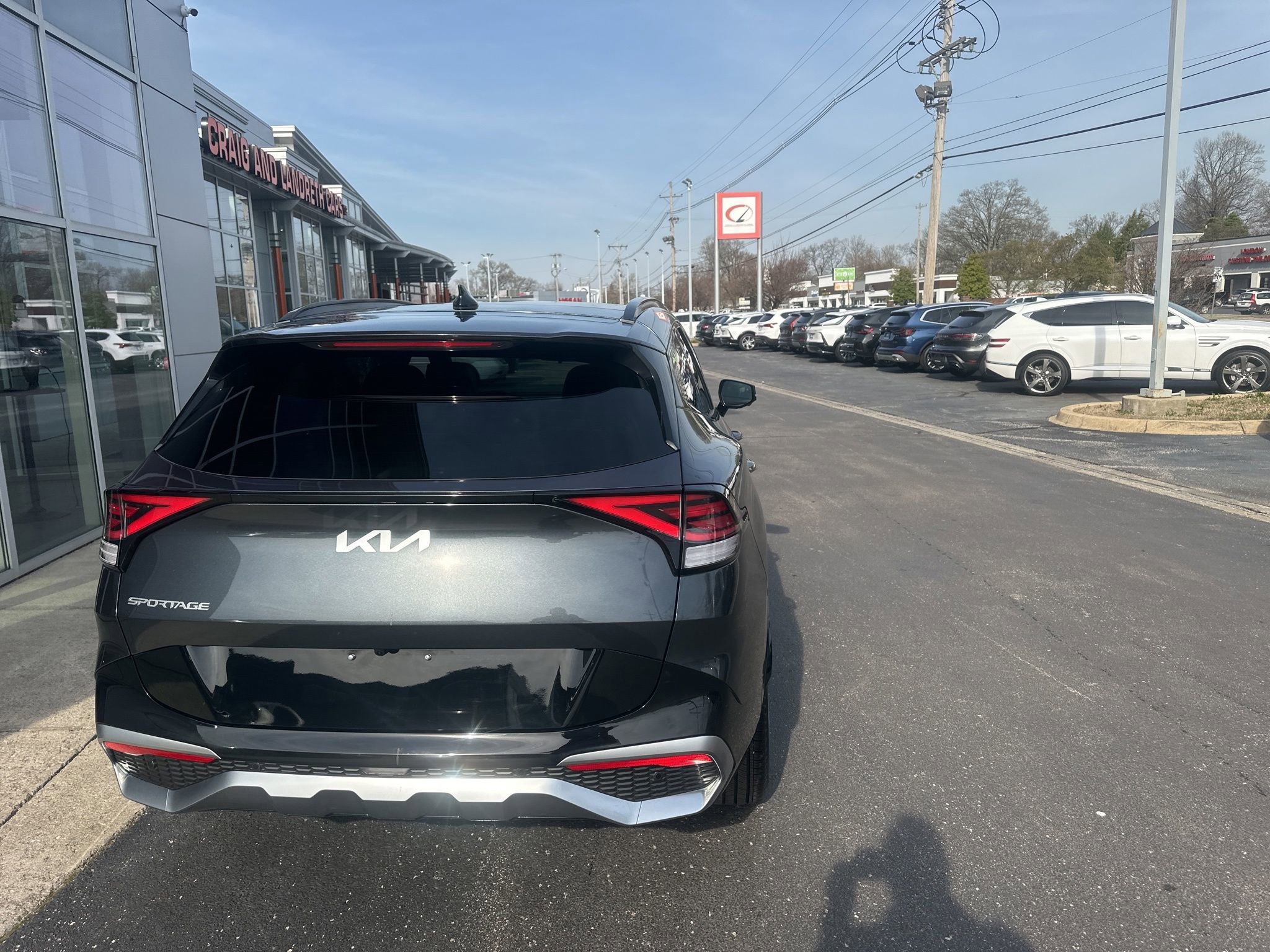 Used 2025 Kia Sportage SX image 4