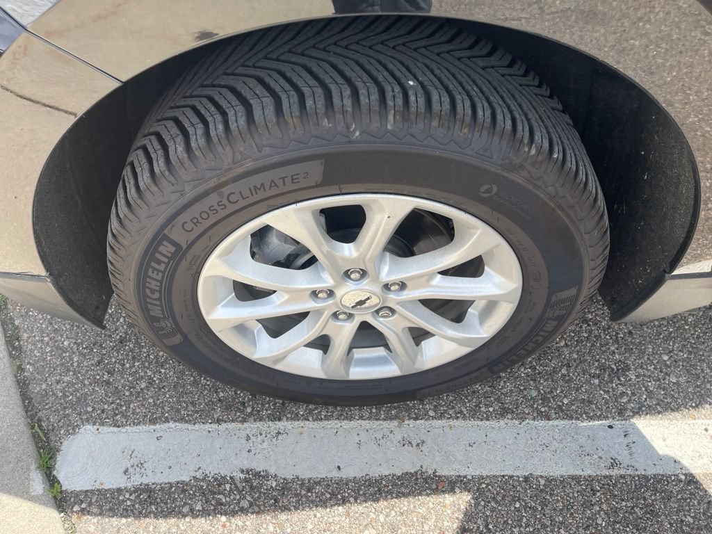 Used 2019 Chevrolet Equinox LT AWD/4WD image 22