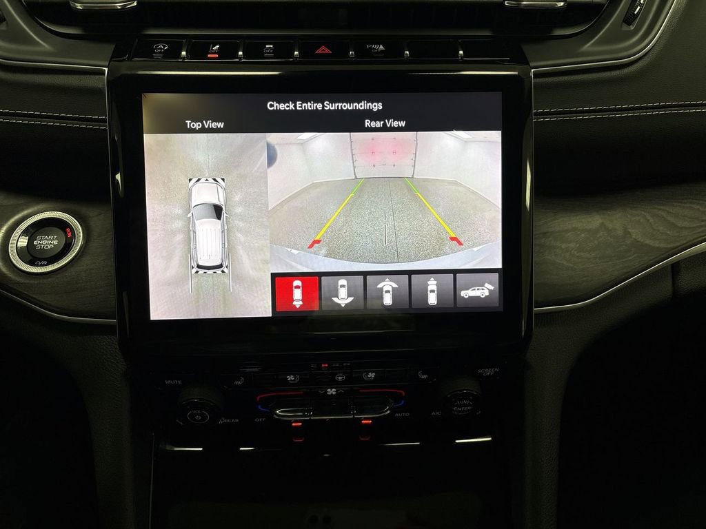 Used 2023 Jeep Grand Cherokee L Limited w/ Luxury Tech Group II image 39