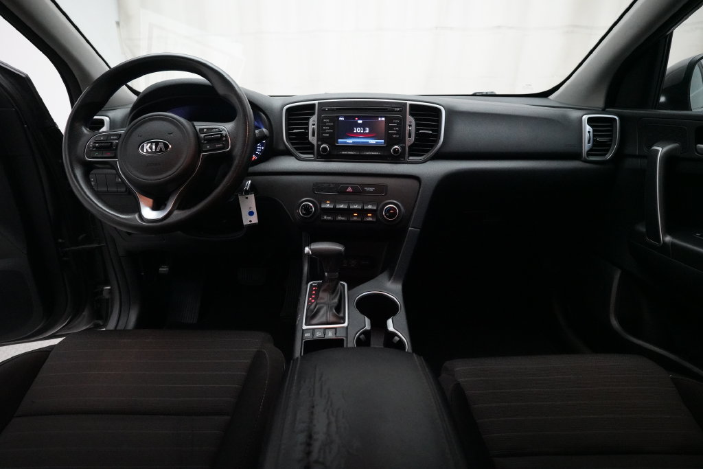 Used 2018 Kia Sportage LX AWD/4WD image 5