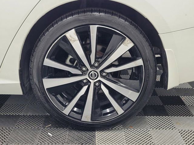 Used 2021 Nissan Altima 2.5 SR FWD image 10