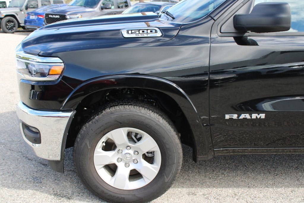 Used 2025 RAM 1500 Big Horn image 7