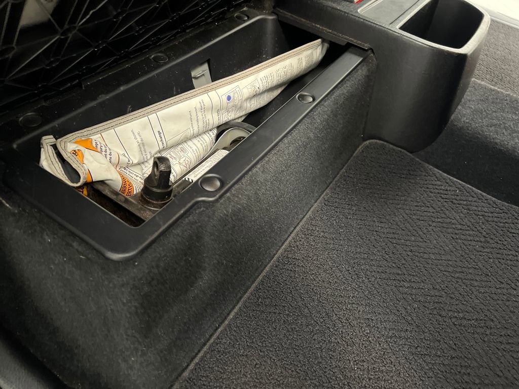 Used 2016 Toyota Tacoma SR image 23