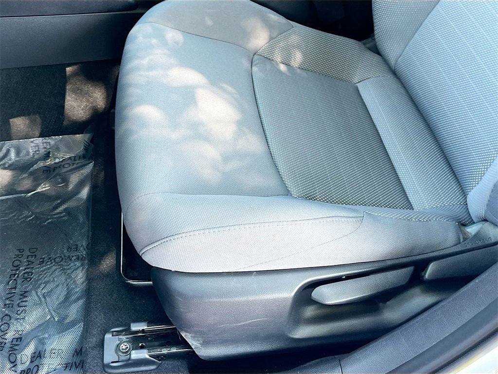 Used 2024 Toyota Corolla SE image 19