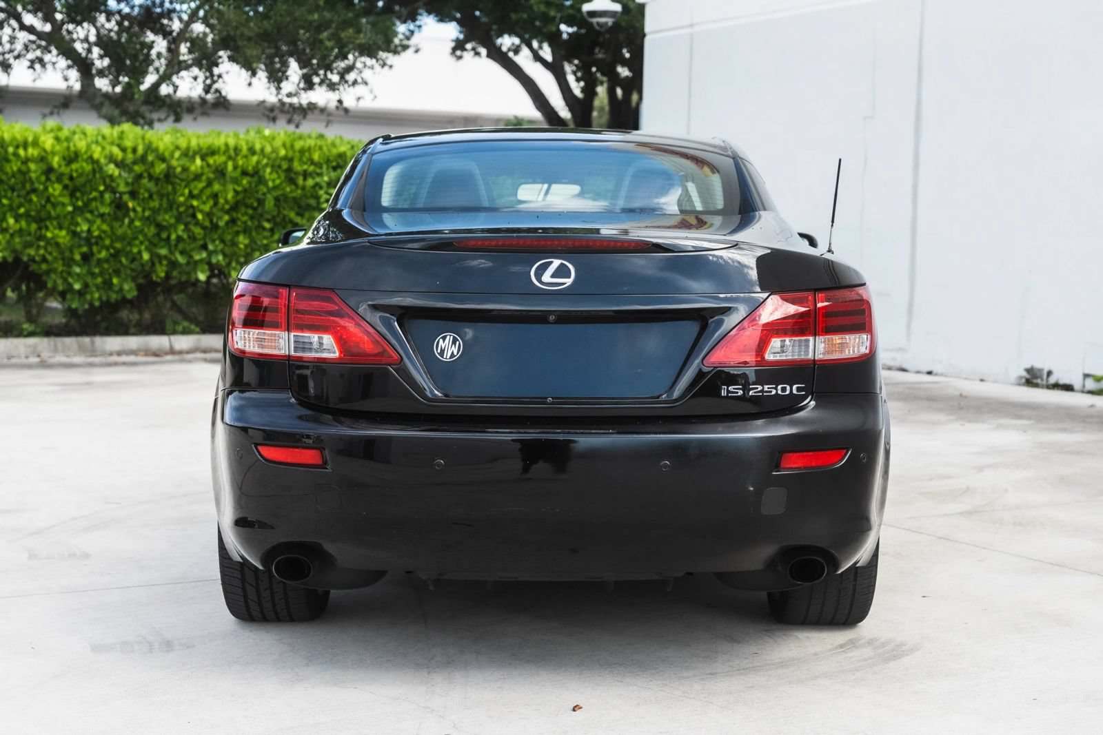 Used 2011 Lexus IS 250C w/ Luxury Pkg RWD image 9