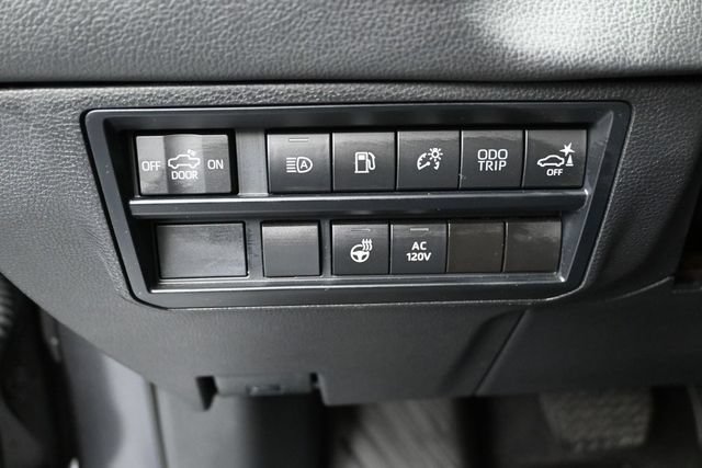 Used 2023 Toyota Tundra Limited AWD/4WD image 22