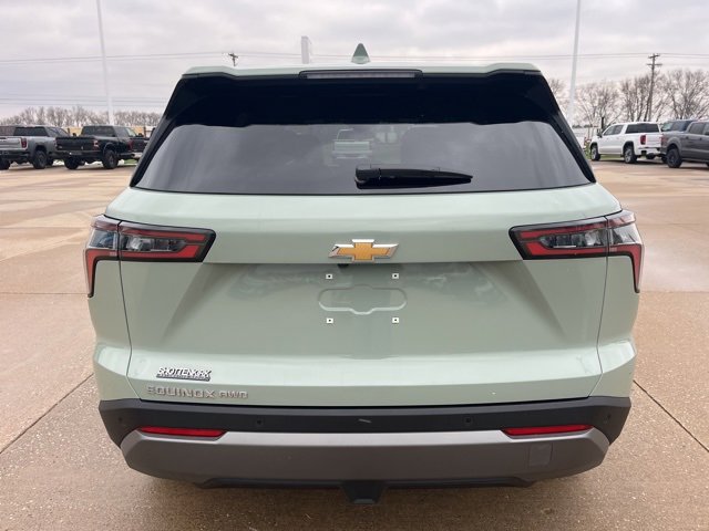 Used 2026 Chevrolet Equinox LT w/ Convenience Package II image 4