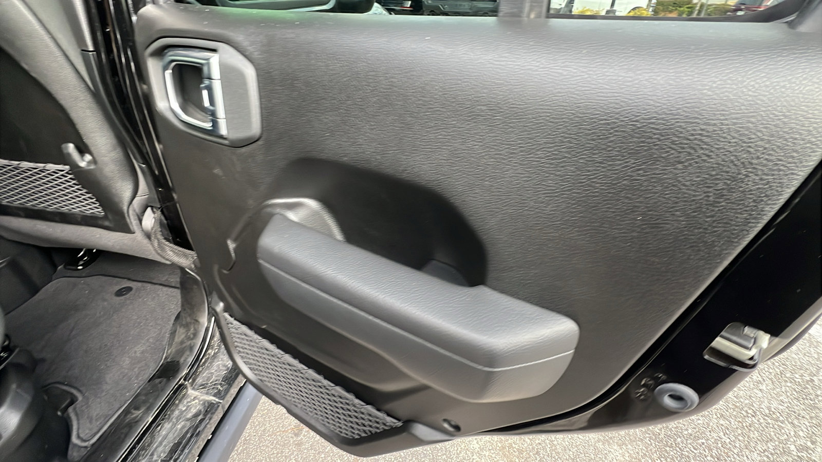 Used 2025 Jeep Wrangler 4xe Willys w/ Safety Group image 20