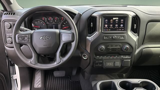 Used 2025 Chevrolet Silverado 2500 Custom w/ Custom Value Package AWD/4WD image 13
