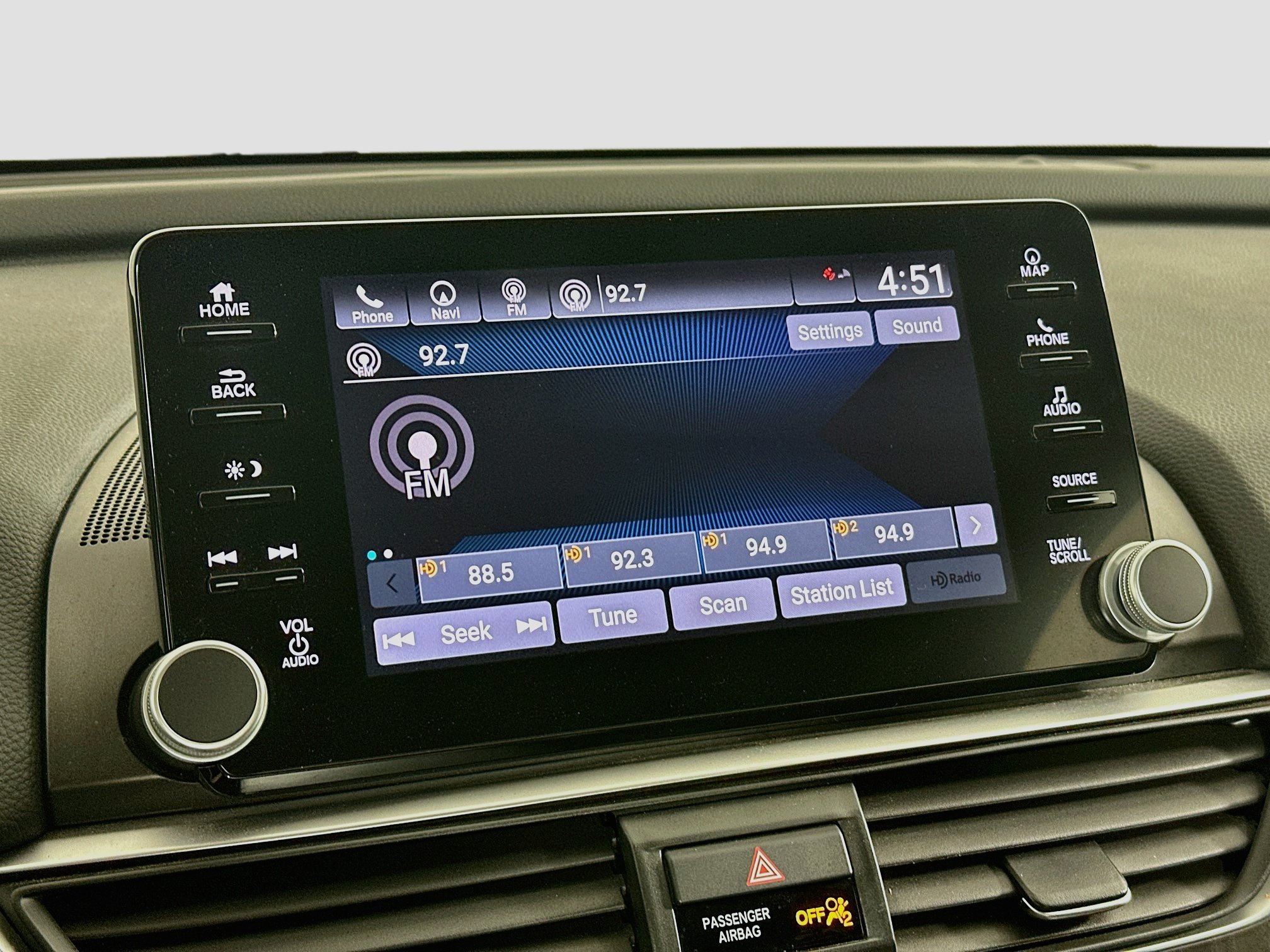 Used 2018 Honda Accord Touring image 21