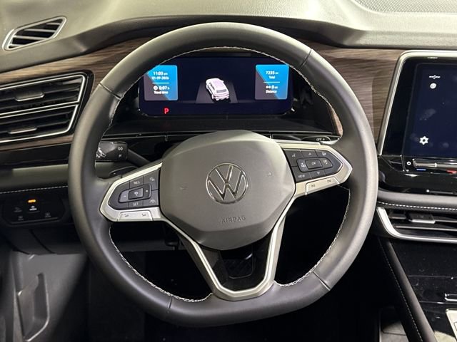 Used 2025 Volkswagen Atlas SEL image 23