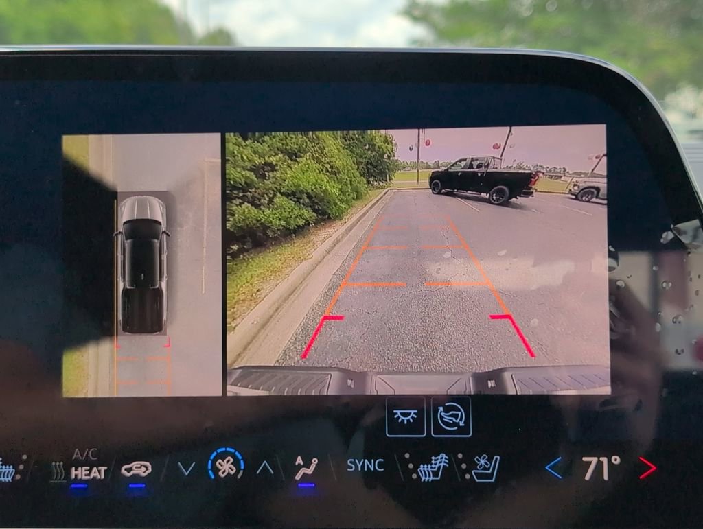 New 2025 Chevrolet Silverado EV LT AWD/4WD image 19