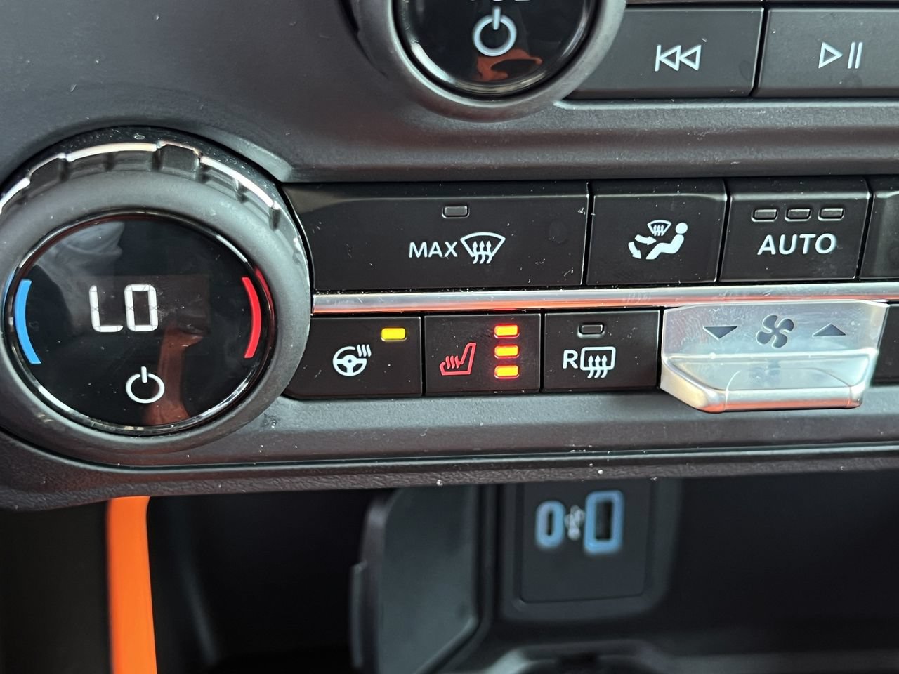 Used 2024 Ford Bronco Badlands AWD/4WD image 19