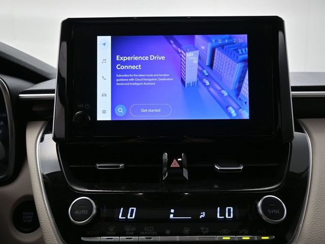 Used 2024 Toyota Corolla Cross XLE w/ Convenience Package image 27