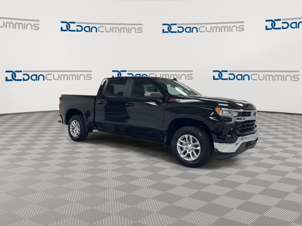 New 2026 Chevrolet Silverado 1500 LT w/ Z71 Off-Road Package AWD/4WD image 2
