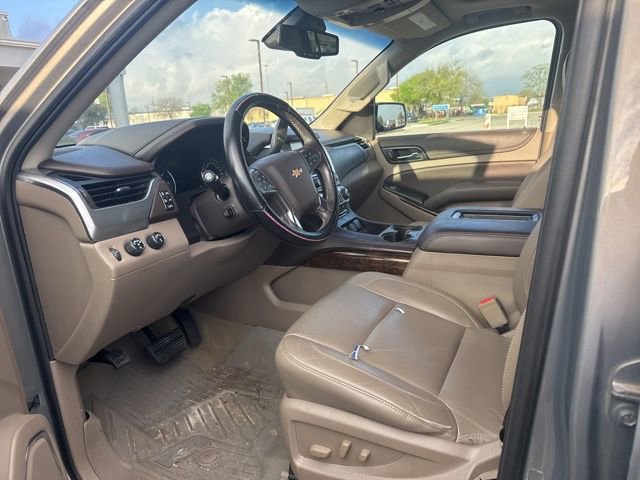 Used 2017 Chevrolet Suburban LT image 11
