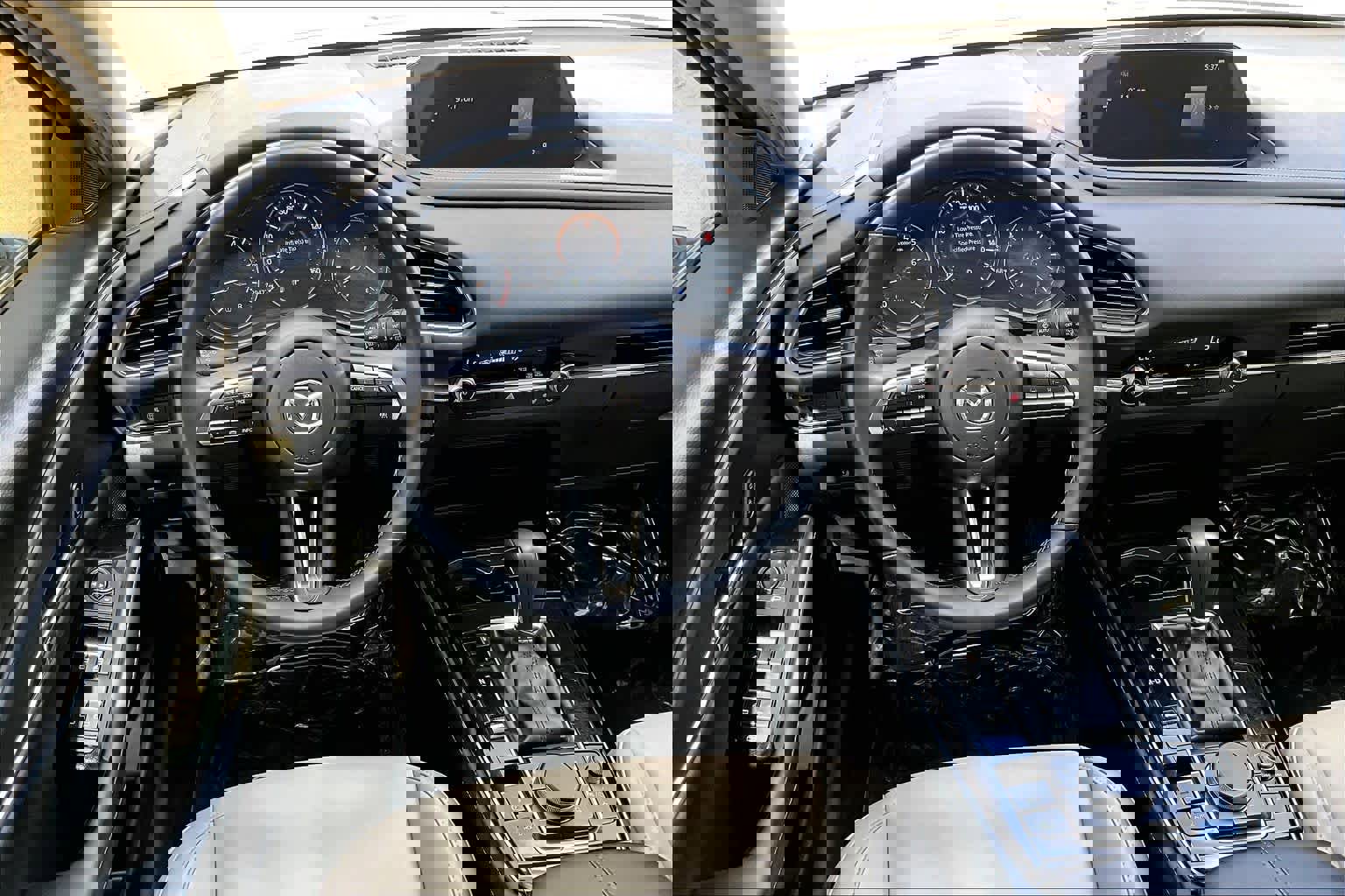 Used 2025 MAZDA CX-30 AWD 2.5 S w/ Preferred Package image 6