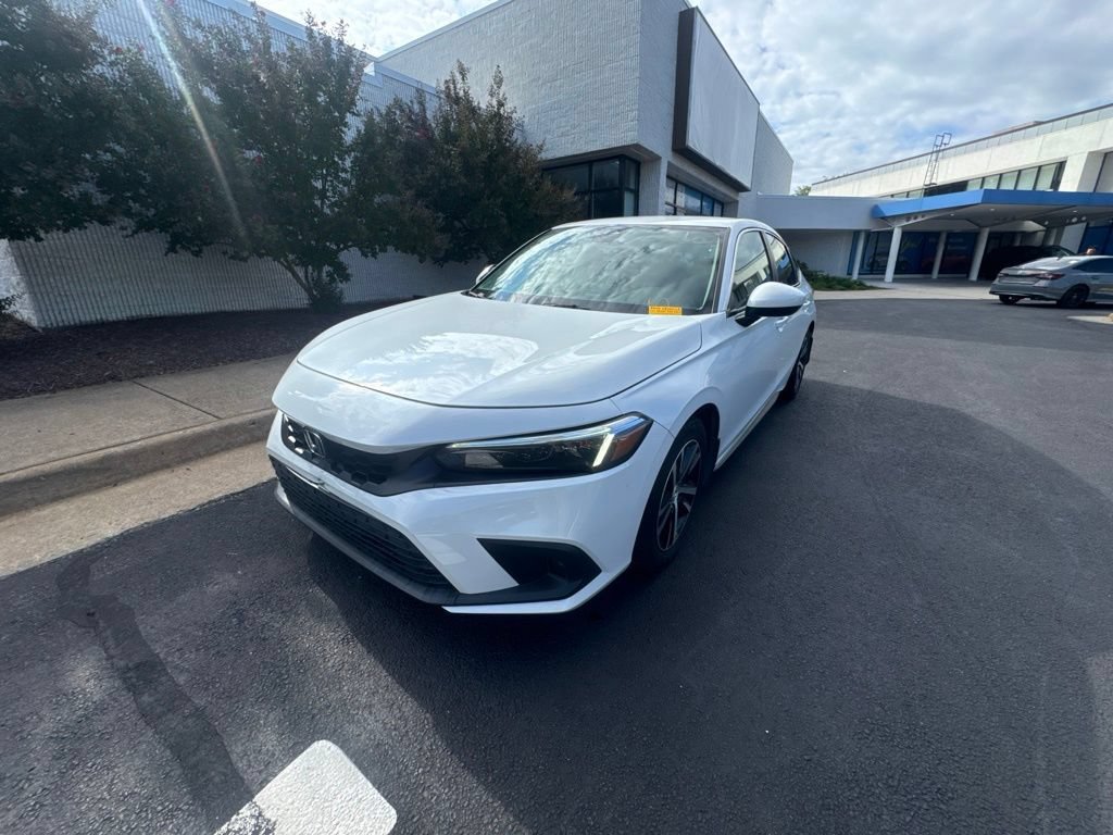 Used 2024 Honda Civic LX image 1
