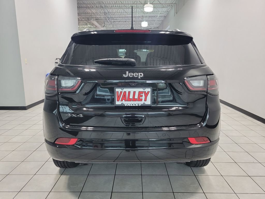 Used 2023 Jeep Compass High Altitude AWD/4WD image 10