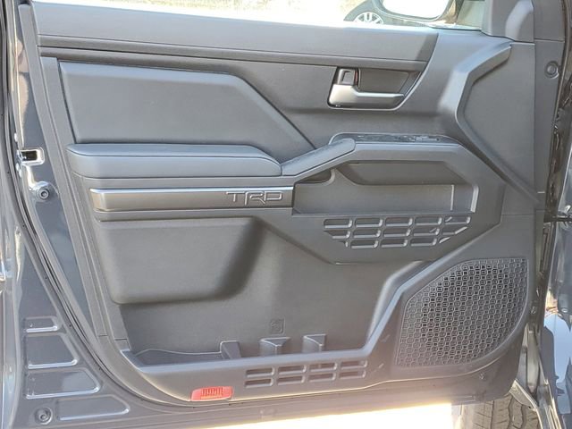 Used 2025 Toyota Tacoma TRD Off-Road image 10
