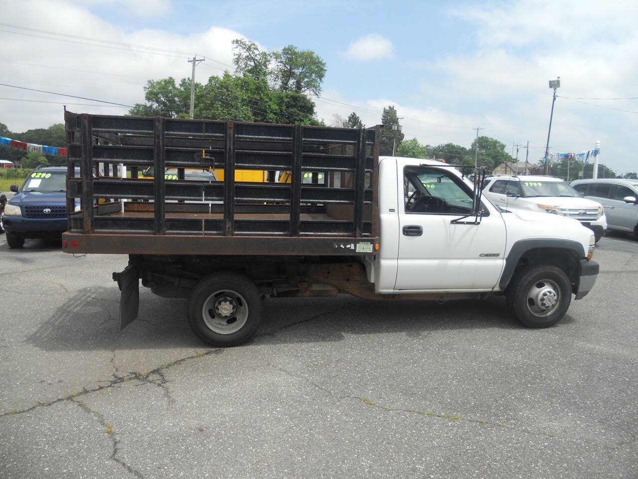 Used 2002 Chevrolet Silverado 3500 2WD Regular Cab image 13
